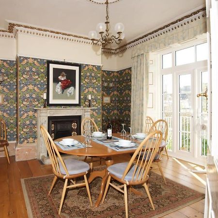 Spacious Town House With Swimming Pool プリマス エクステリア 写真