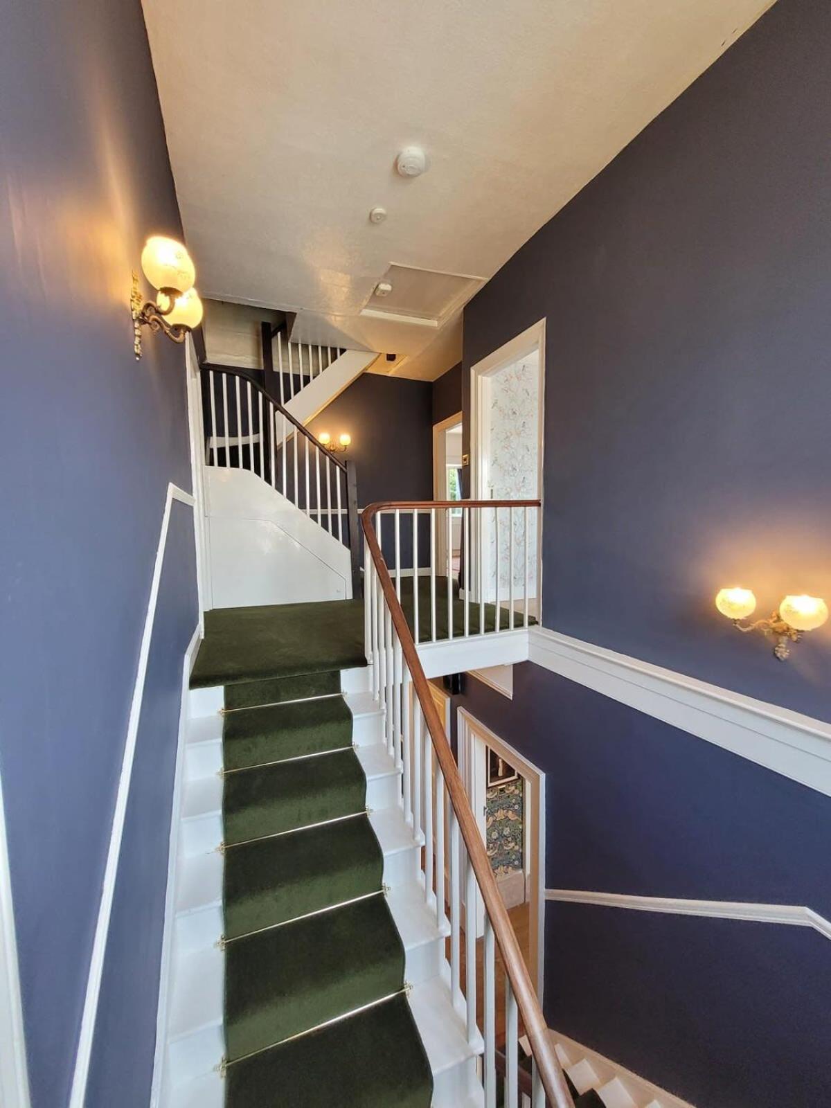 Spacious Town House With Swimming Pool プリマス エクステリア 写真